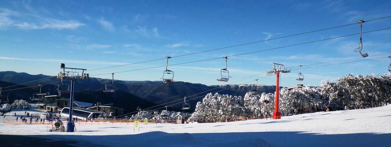 Ski Club Of Victoria - Ivor Whittaker Lodge マウント・ブラー エクステリア 写真